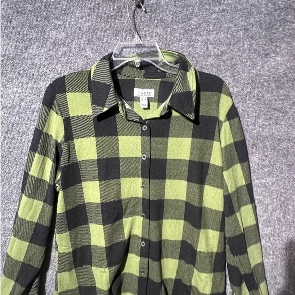 D & Co. Women's Long Sleeve Button Up Collared Green/ Black Medium - Picture 2 of 7